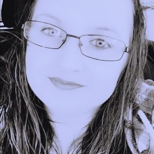 Meet your Posher, Ariane